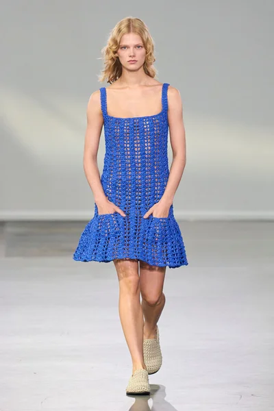 Look 6